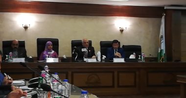 محافظ الجيزة: ندرس استبدال التوك توك بسيارات حضارية