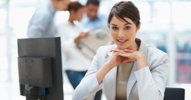 هتقدر تعبك وعملية.. مميزات الارتباط بالمرأة العاملة