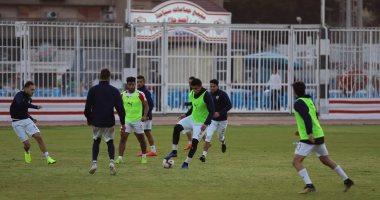 الزمالك يختتم تدريباته بتقسيمة قوية تشهد عودة النقاز واستبعاد زيزو