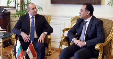 الرئيس البلغارى يشيد بمشروع الإسكان الاجتماعى وبناء 14 مدينة جديدة بمصر.. صور