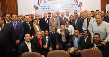وزير القوى العاملة للعمال والقيادات النقابية: "العمل أمانة يتحملها الجميع"