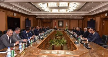 رئيس هيئة الرقابة الإدارية يلتقى رئيس مجلس إدارة غرفة التجارة الأمريكية بمصر