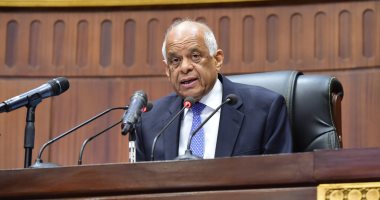 رئيس النواب لـ"السادات": ليس هناك توريث أو بقاء فى السلطة 30 عاما