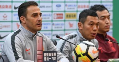 كانافارو يعانى مع منتخب الصين قبل بداية تصفيات كأس العالم 2022