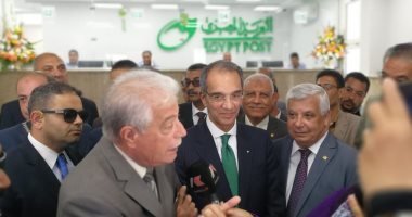 وزير الاتصالات يفتتح مكتبى بريد تعرضا للتخريب فى أحداث 25 يناير بجنوب سيناء