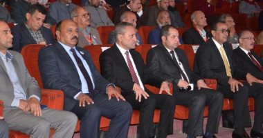 محافظ الإسماعيلية يشهد الاحتفال بختام الأسبوع المائى لترشيد استهلاك المياه