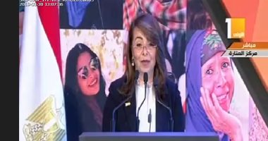 وزيرة التضامن: كل المؤشرات تعجز عن الإلمام بالتفاصيل الصغيرة فى حياة الأمهات