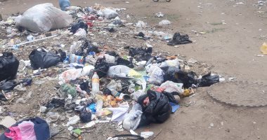 اضبط مخالفة.. القمامة تغرق شوارع وميادين مركز قوص بقنا "صور"