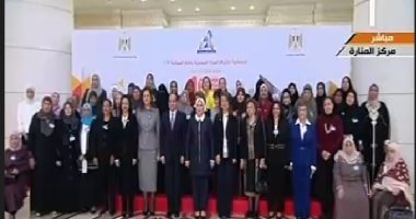 الرئيس السيسى يصل مقر احتفالية تكريم المرأة المصرية والأم المثالية