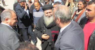 قيادات المجتمعات العمرانية وصندوق تطوير العشوائيات يلتقون سكان الزرايب بـ15مايو