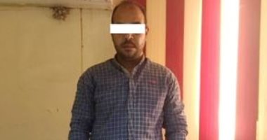 إحباط محاولة "حلاق" بالمنيا تهريب 79 قطعة أثرية 