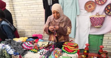 صور.. ندوات ومعرض فنى..  وزارة الآثار تحتفل بالمرأة