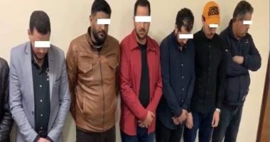 الأجهزة الرقابية تحمى الاقتصاد الوطني.. ضبط تاجرى عملة بلغ حجم تعاملاتهما 5 ملايين دولار و27 مليون جنيه.. وسقوط عصابة دولية للاتجار بالعملات الأجنبية.. وخطط أمنية ورقابة على الأسواق للتصدي لجرائم النقد