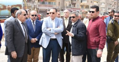 فى جولة تفقدية.. محافظ الشرقية يوجه بإزالة كافتيريا مخالفة
