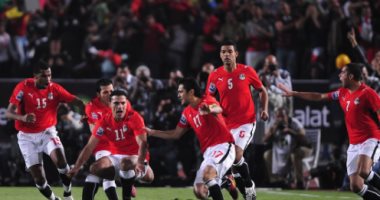 فيفا يهنىء عمرو زكى: عيد ميلاد سعيد لـ"البلدوزر"