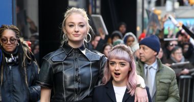 جميلات الشمال فى Game of thrones يروجون للموسم الجديد فى نيويورك