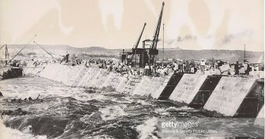 بعد مرور 120 عاماً على المشروع.. شاهد 10 صور لبناء خزان أسوان 1899