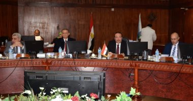 منح دراسية مجانية للدراسات العليا المهنية لمصابى الجيش والشرطة بـ"تجارة طنطا"