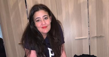 صور.. على نغمات فاتت جنبنا.. شاليمار شربتلى تستعد لفورميلا 1 ودبى