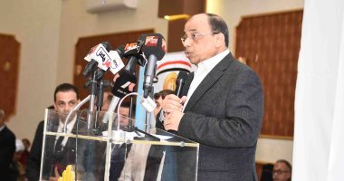 وزير التنمية المحلية يقيل رئيسى حى المرج وحلوان بسبب القمامة