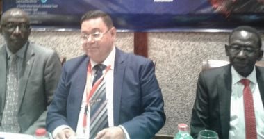 سفير أوغندا: الرئيس السيسى انتشلنا من الغرق وشوارع باسمه فى بلادنا