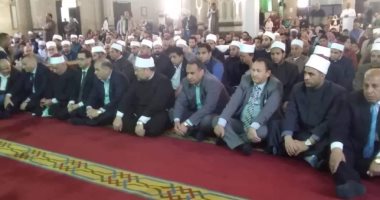 صور.. وصول وزير الأوقاف لمسجد المرسى أبو العباس بالإسكندرية لأداء صلاة الجمعة 
