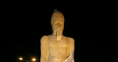 ديلى ميل تبرز اكتشاف سوهاج وترميم تمثال رمسيس وتجميعه 