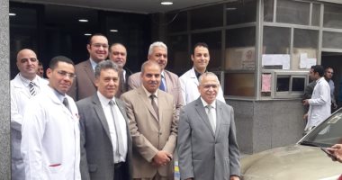 رئيس جامعة الأزهر يوجه بسرعة إنهاء أعمال إصلاحات مستشفى الحسين الجامعى 