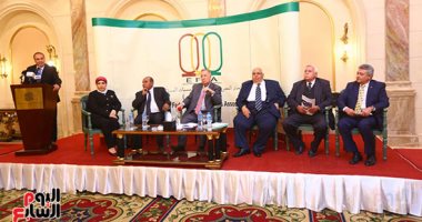 اتحاد المستثمرين يوزع التعديلات الدستورية المقترحة على رجال الأعمال