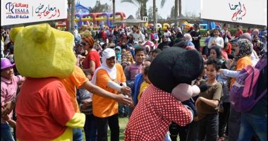 الأزهر للفتوى: كفالة اليتيم أعظم أنواع البر وأفضل الصدقات وسبيل إلى الجنة