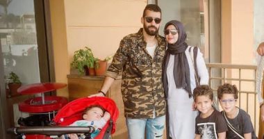 قصة صور .. عبد الله السعيد فى لحظات عائلية