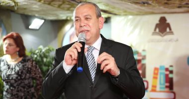 صور..محافظ كفرالشيخ و رئيس الهيئة العامة المصرية للكتاب يفتتاحان معرض المكتاب السادس