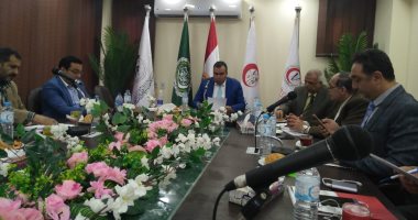 لجنة الأدوية بنقابة البيطريين تبحث مشاكل الشركات وإضافات الأعلاف