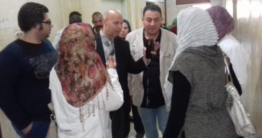 إيقاف مدير مستشفى منيا القمح عن العمل للتحقيق فى تعديه على ممرضة