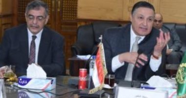 رئيس جامعة بنها: تدريب الشباب على المهن الحرفية لتهيئتهم لسوق العمل