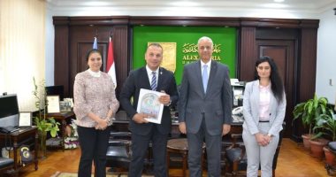رئيس جامعة الإسكندرية يلتقى مستشار وزارة التخطيط