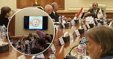 وزير التنمية المحلية: دورات للعاملين فى المحليات بالتنسيق مع الرقابة الإدارية لمكافحة الفساد.. شعراوى: ندرس الاستعانة بمكاتب متخصصة في استخراج رخص البناء.. وتدريب كوادر المحليات للتعامل مع ذوى الاحتياجات الخاصة