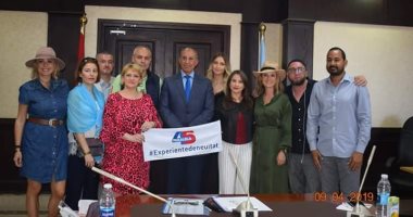 صور.. محافظ البحر الأحمر يستقبل وفد إعلامى رومانى لبحث تنشيط السياحة