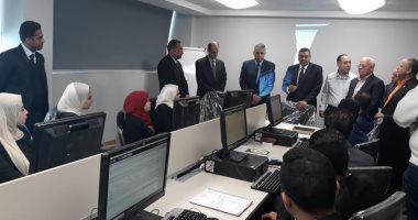 صور.. بدء الإعداد لمشروع الميكنة الكاملة لجمارك بورسعيد