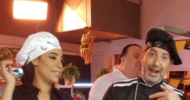 صور.. شاهد كواليس كليب "اخلع" لـ أمينة وأمير يزبك قبل طرحه