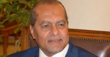 رئيس جامعة مطروح: بدء تطبيق التأمين الصحى للطلاب مقابل 10 جنيه سنويا