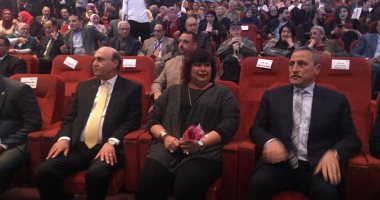 وزيرة الثقافة ومحافظ الإسماعيلية و الفريق مميش يفتتحون الدورة الـ 21 لمهرجان الإسماعيلية 