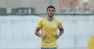 "قليل البخت يلاقى العضم فى الكرشة".. 3 لاعبين تعرضوا للإصابة بالحجر المنزلى