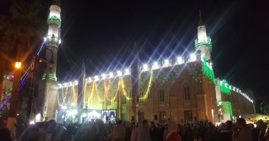 صور.. المصريون يحتفلون بمولد سيد شباب أهل الجنة الإمام الحسين