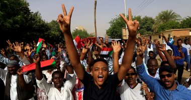 السفير الصينى يؤكد دعم بلاده للمجلس العسكرى الانتقالى فى السودان