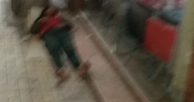 إحنا معاك".. طفل مشرد بحاجة لمأوى بأسيوط