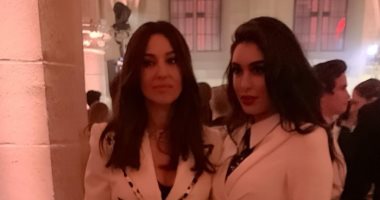 ياسمين صبرى بصحبة مونيكا بيلوتشى فى باريس.. اعرف السبب