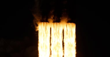 "SpaceX" تنجح فى إطلاق أقوى صاروخ إلى الفضاء