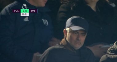 مورينيو يحضر مباراة فولهام ضد ايفرتون فى الدوري الانجليزي