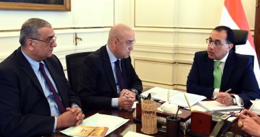 مدبولى يكلف بالاهتمام بالبرامج الزمنية لمدن الجيل الرابع والإسكان الاجتماعى
